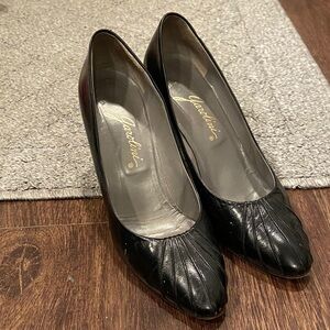 Vintage 80s Italian Leather Black Women's Shoes